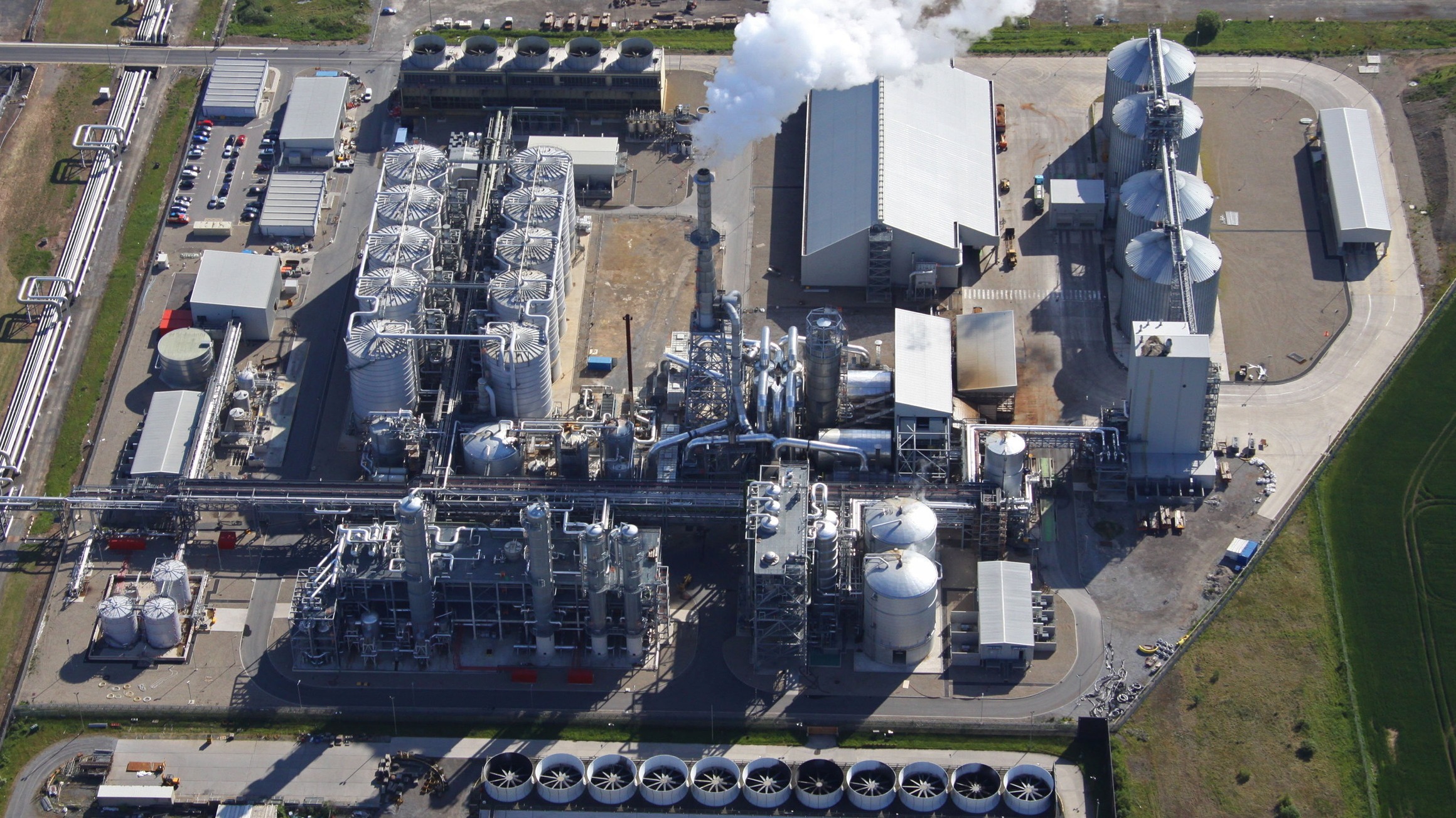 d1e00ek4ebabms.cloudfront.net image