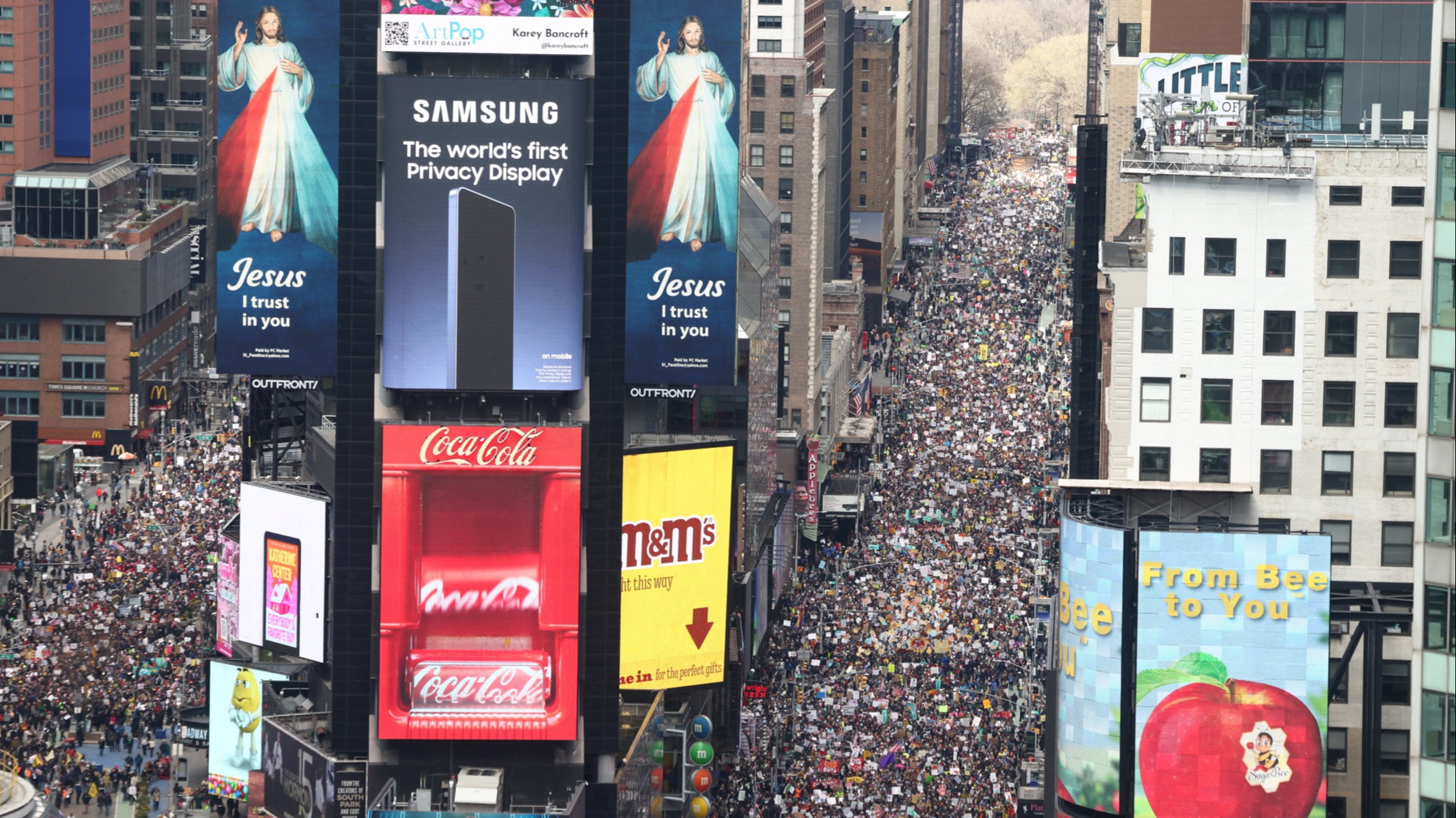 d1e00ek4ebabms.cloudfront.net image