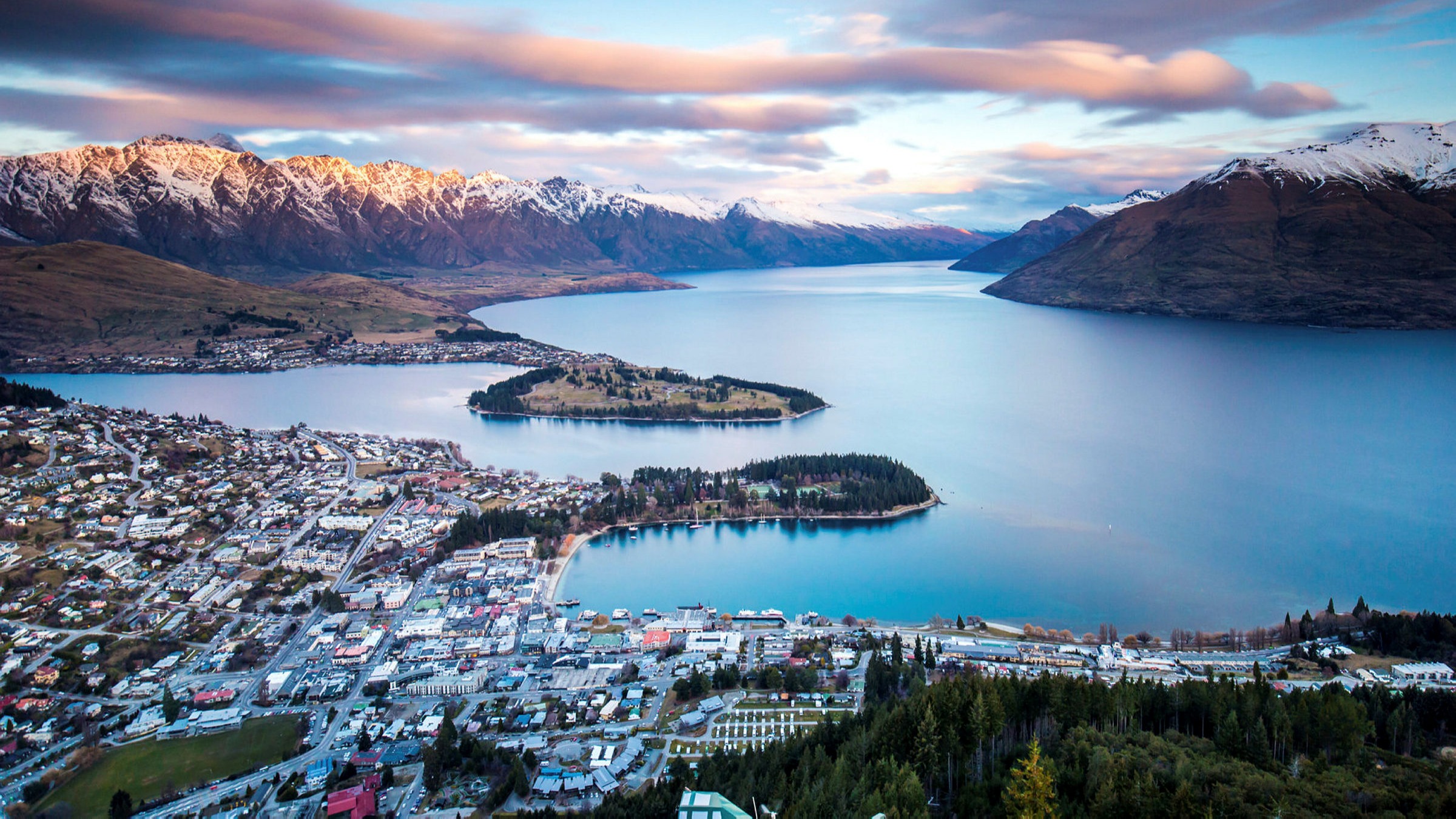 The Complete Guide on How to Move to New Zealand permanently & pros and cons
