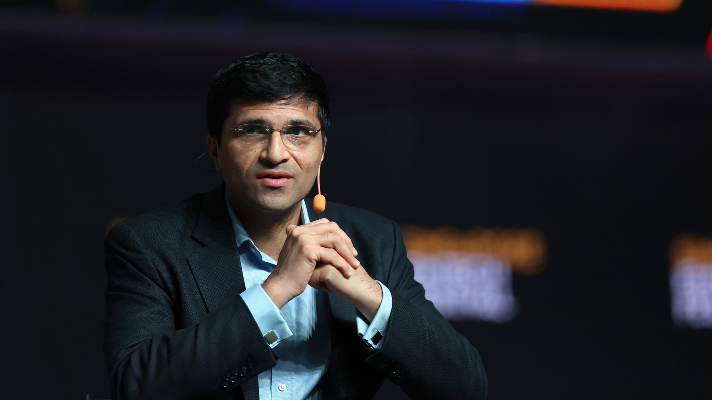 d1e00ek4ebabms.cloudfront.net image