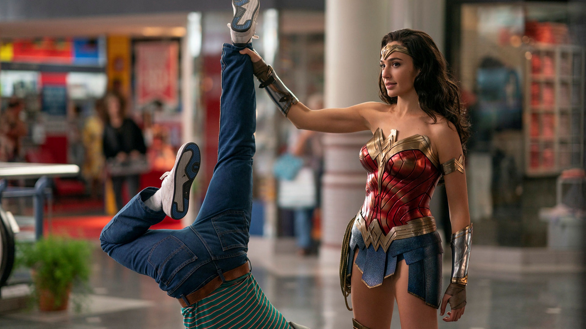 Wonder Woman 1984 — the heady escapism we need right now | Financial Times