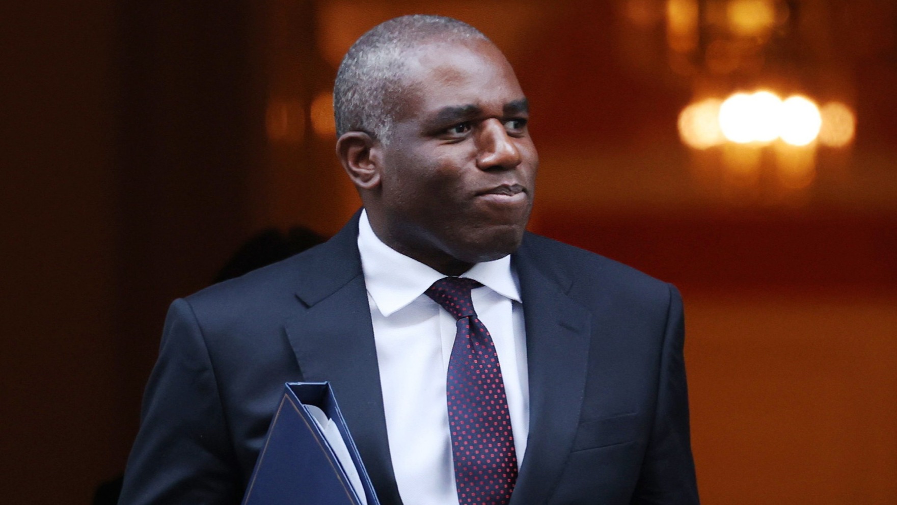 d1e00ek4ebabms.cloudfront.net image