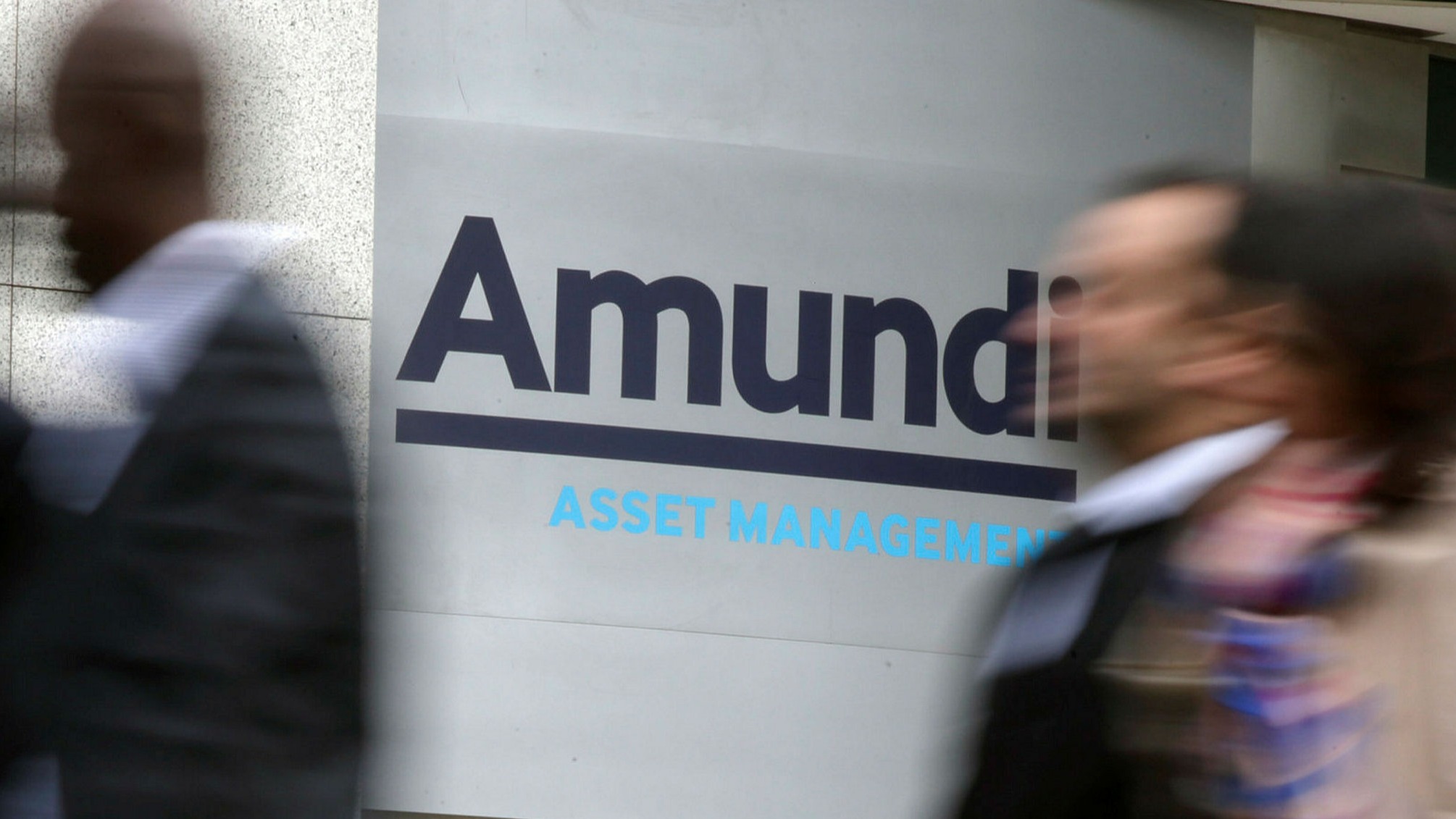 Amundi First Global Investment Manager To Propose Dividends Suspension Financial Times
