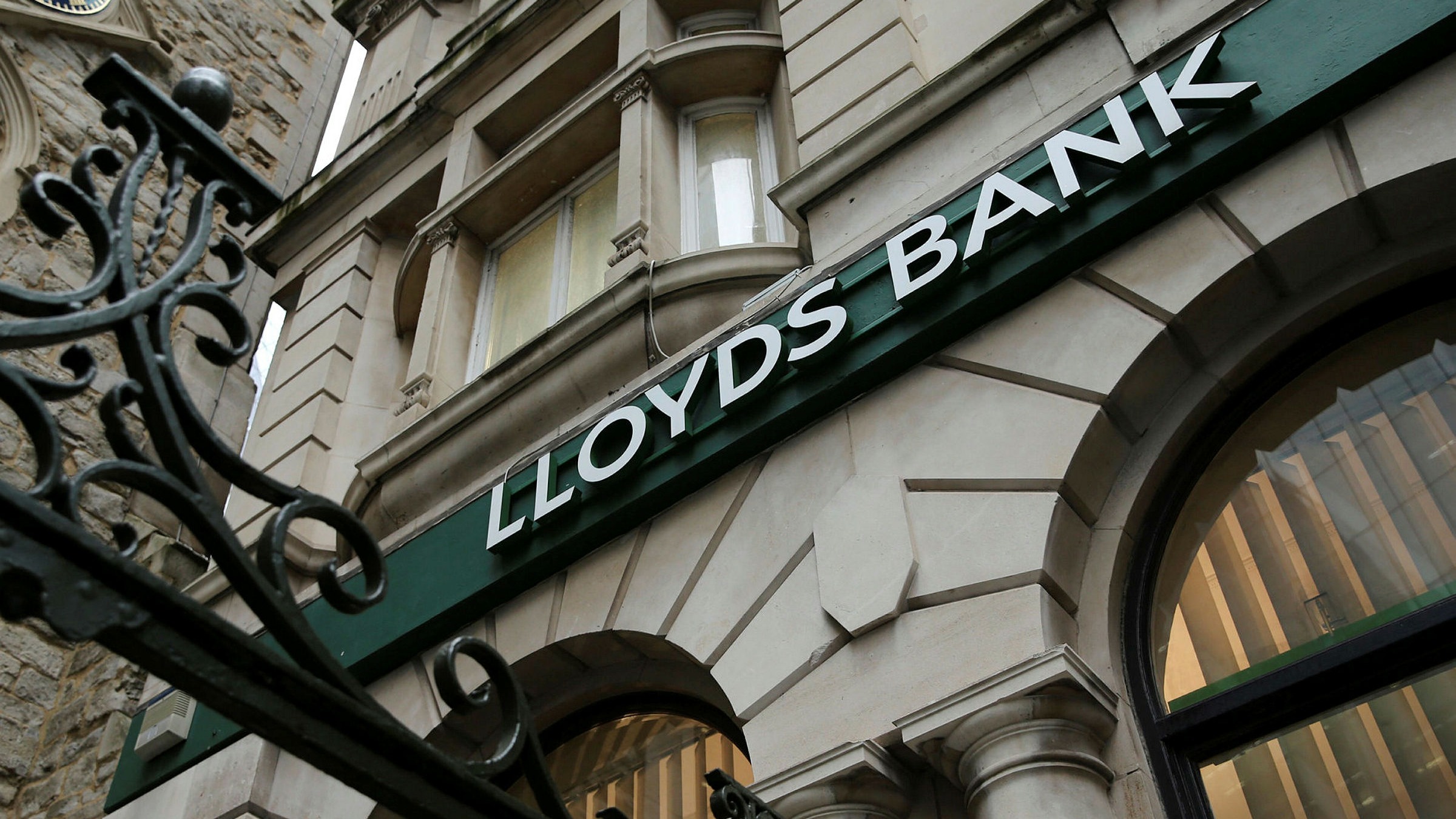 Lloyds Growth Relies On A Bancassurance Renaissance Financial Times