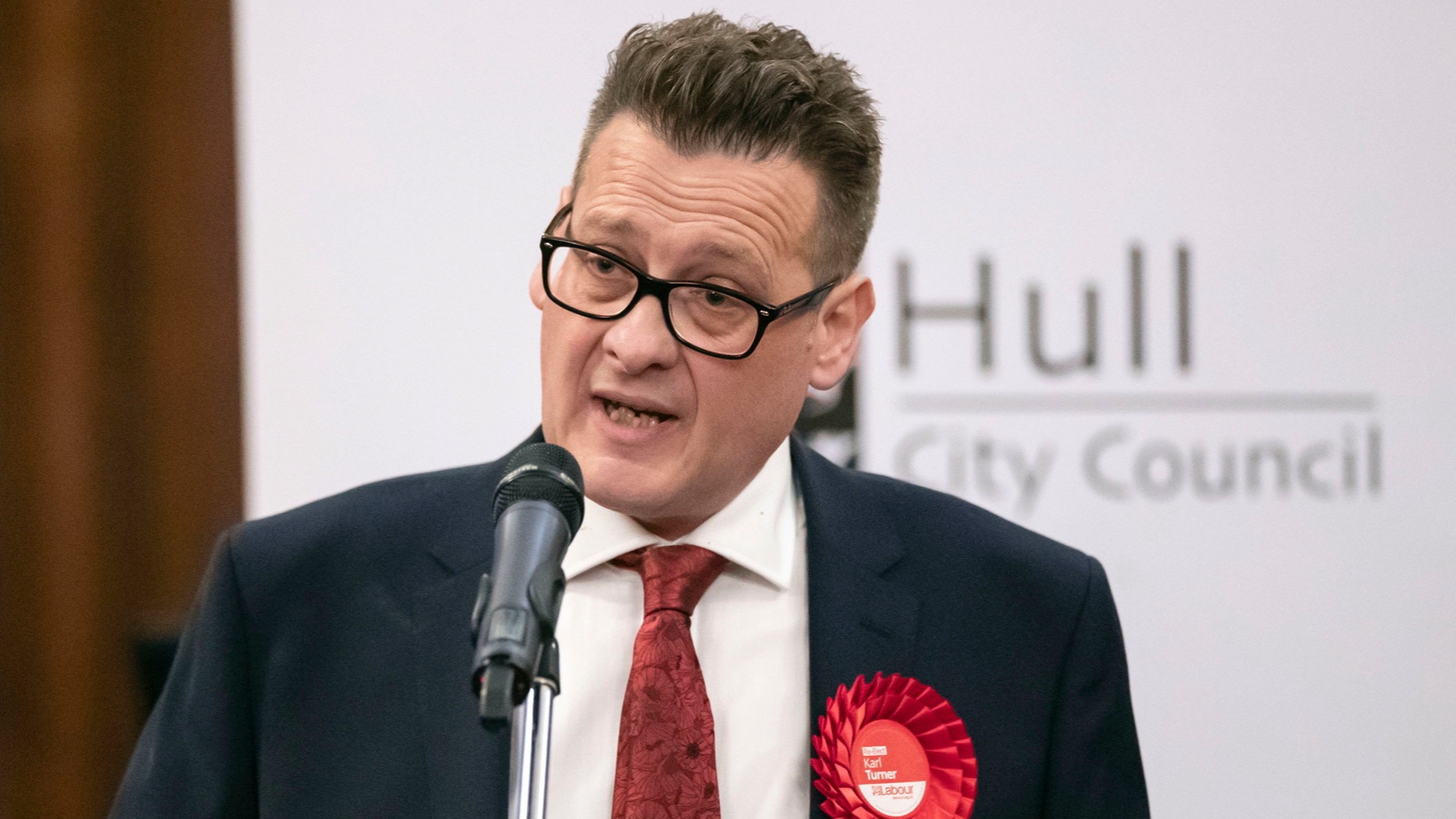 d1e00ek4ebabms.cloudfront.net image