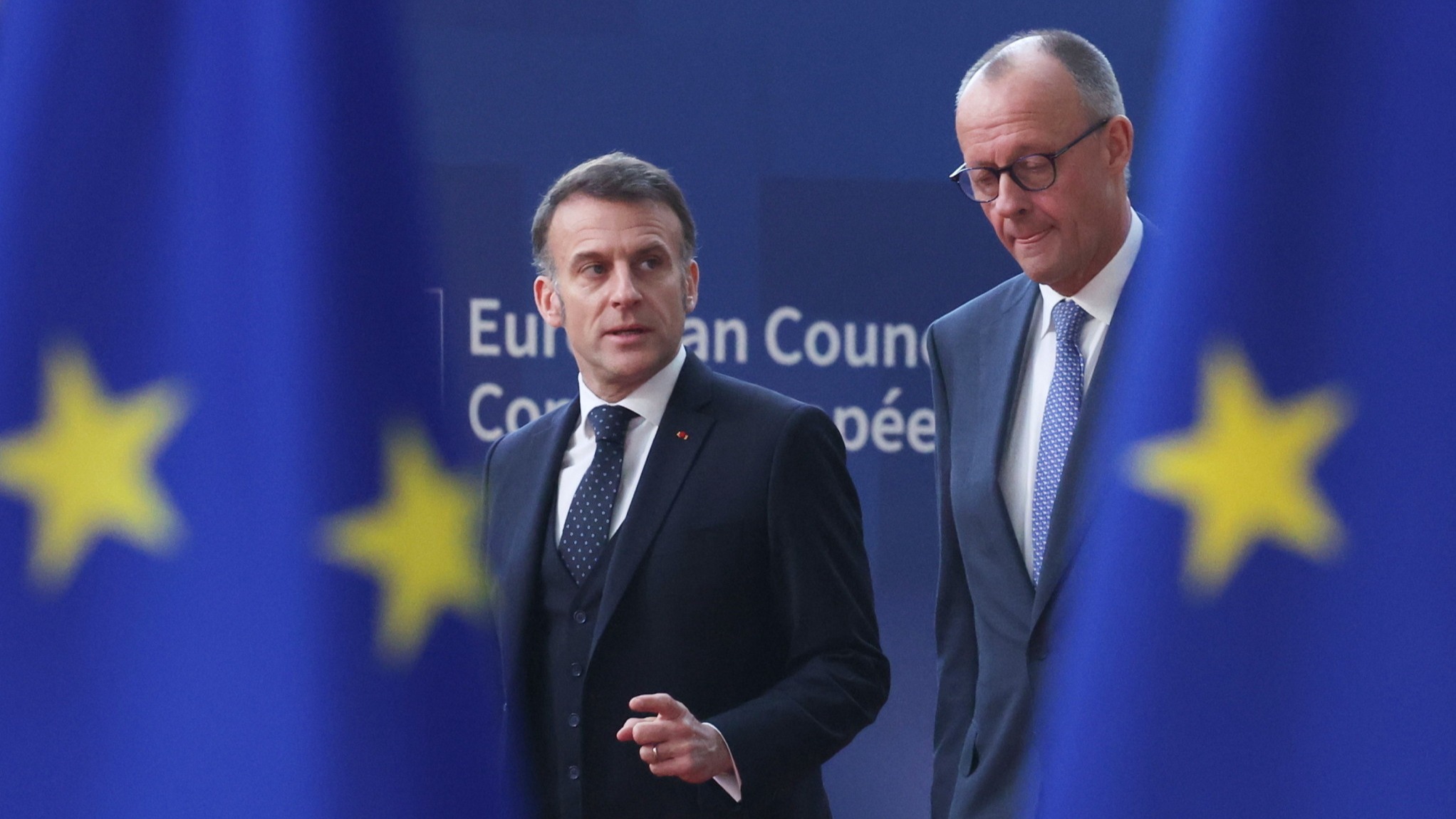 d1e00ek4ebabms.cloudfront.net image