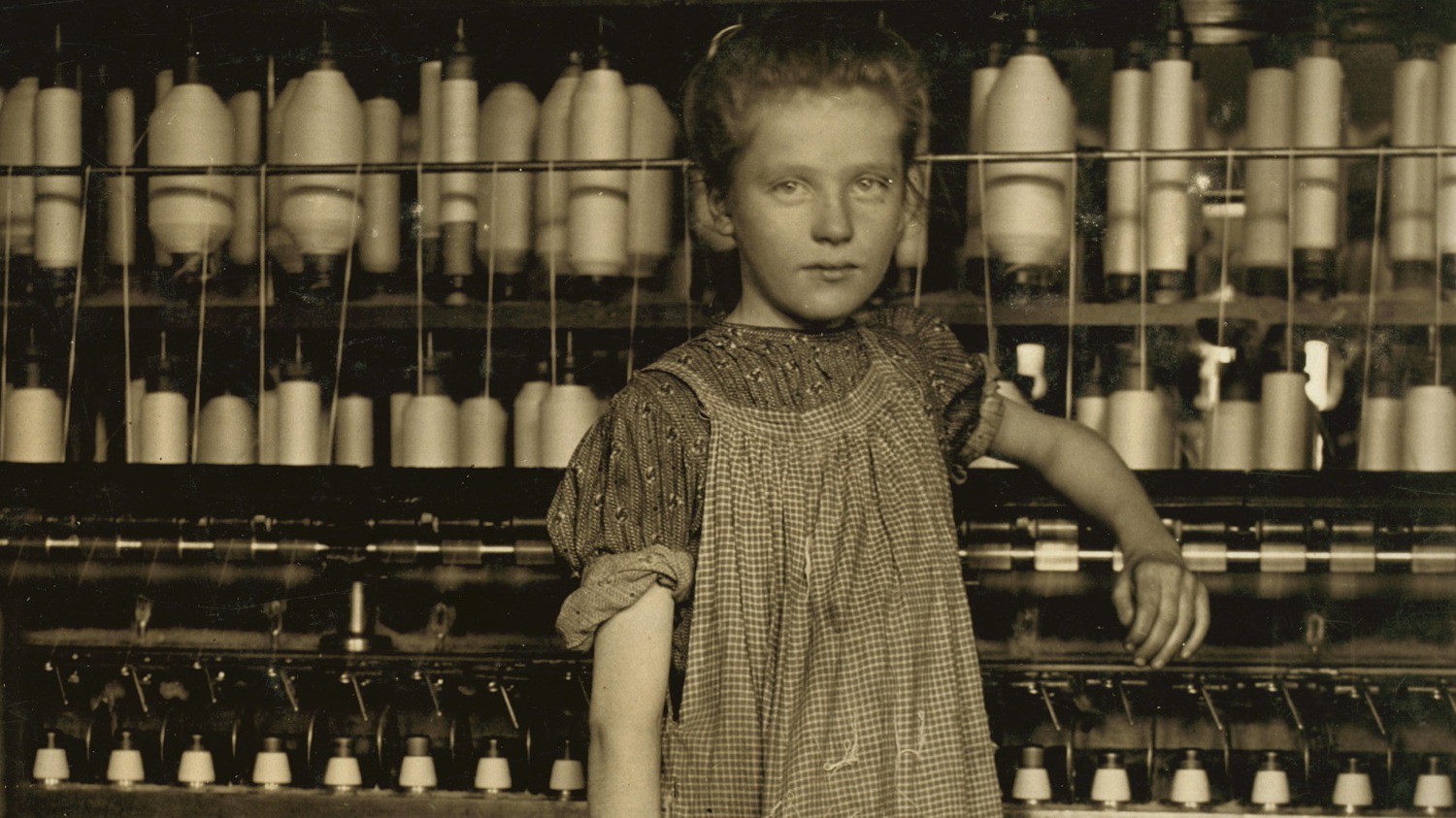 d1e00ek4ebabms.cloudfront.net image