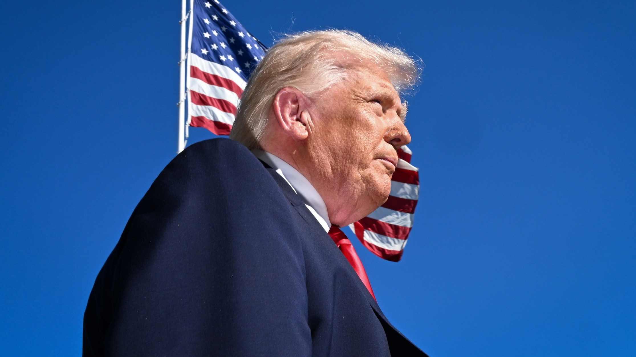 d1e00ek4ebabms.cloudfront.net image