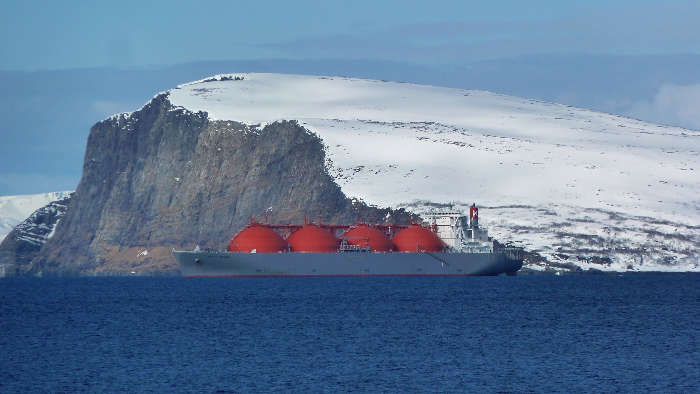 d1e00ek4ebabms.cloudfront.net image