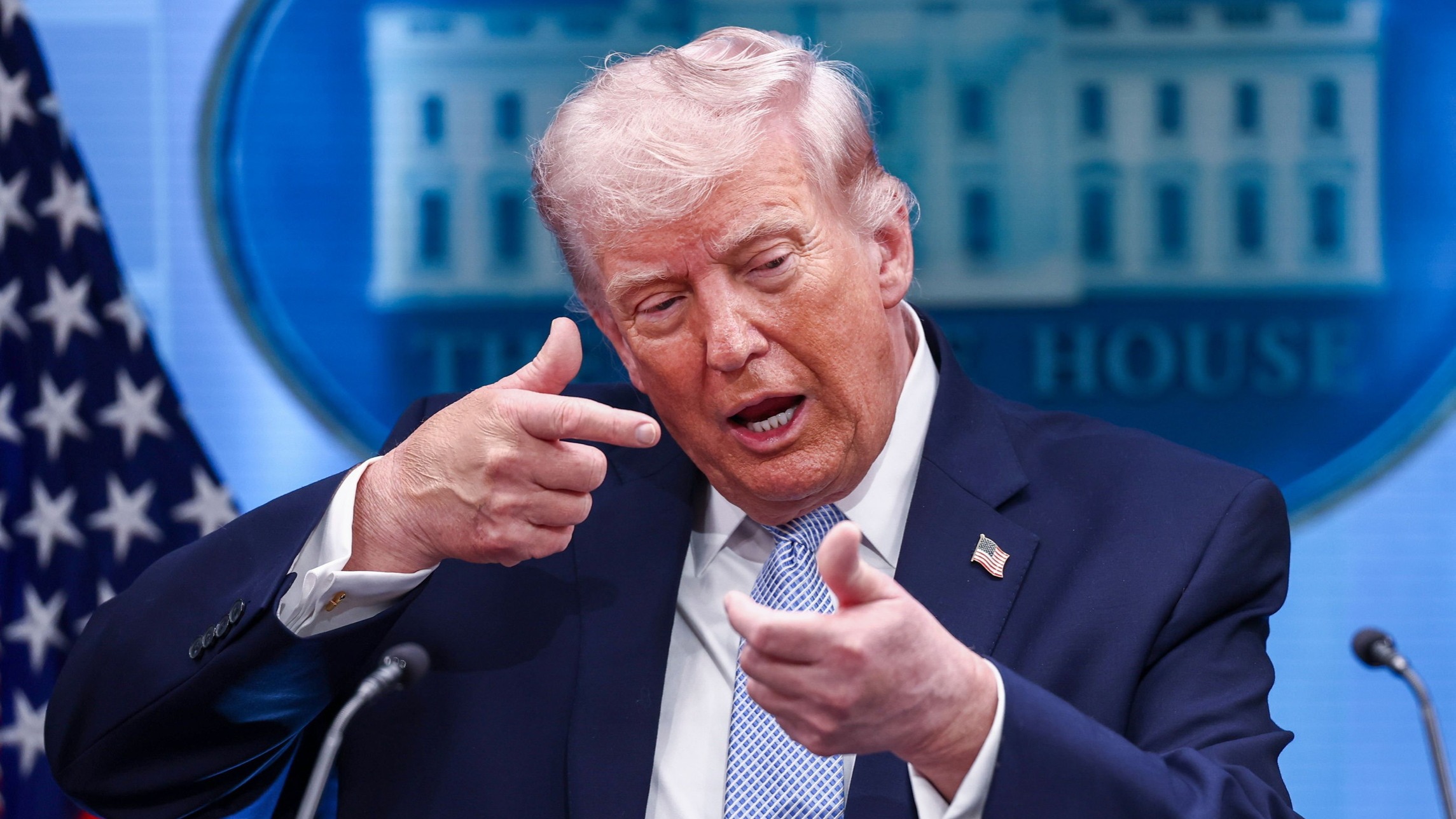 d1e00ek4ebabms.cloudfront.net image