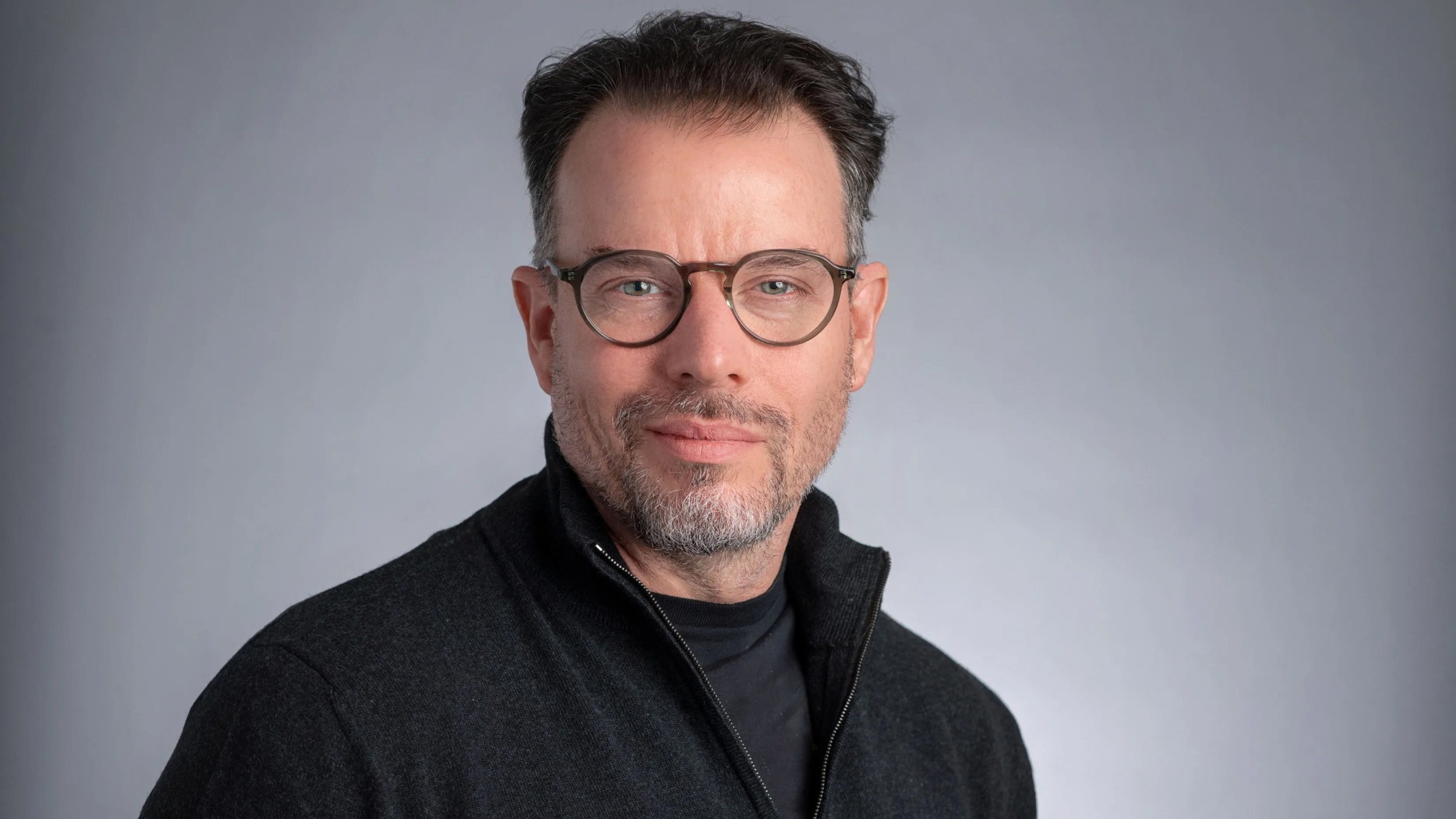 d1e00ek4ebabms.cloudfront.net image