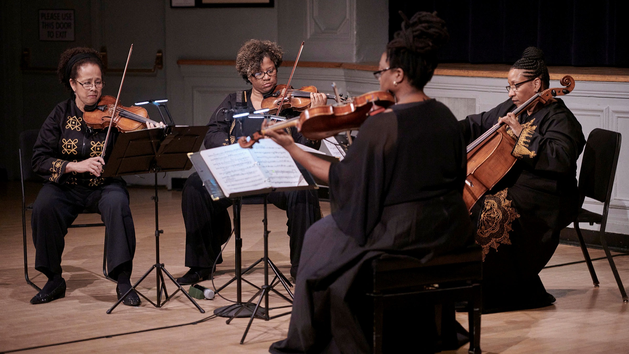 Cma Christmas Special 2022 Orchestra Violin Players Marian Anderson String Quartet Honour Their Namesake In New York |  Financial Times
