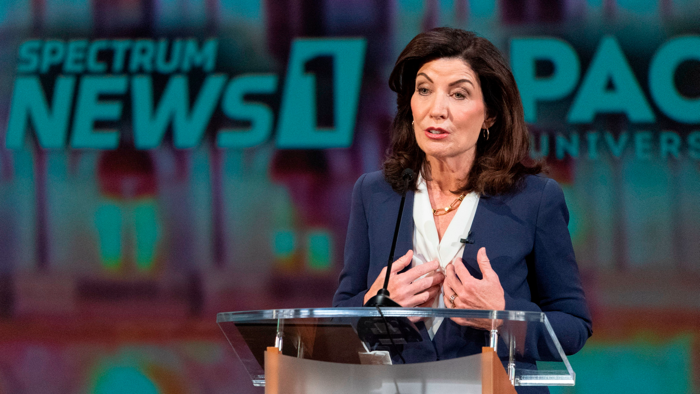 The issue is crime': Kathy Hochul in trouble in New York governor's race |  Financial Times