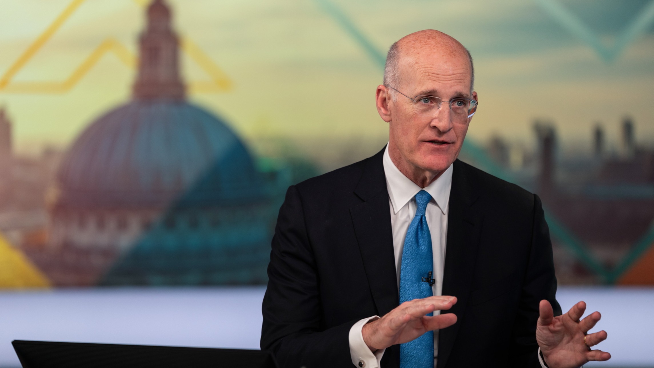 d1e00ek4ebabms.cloudfront.net image