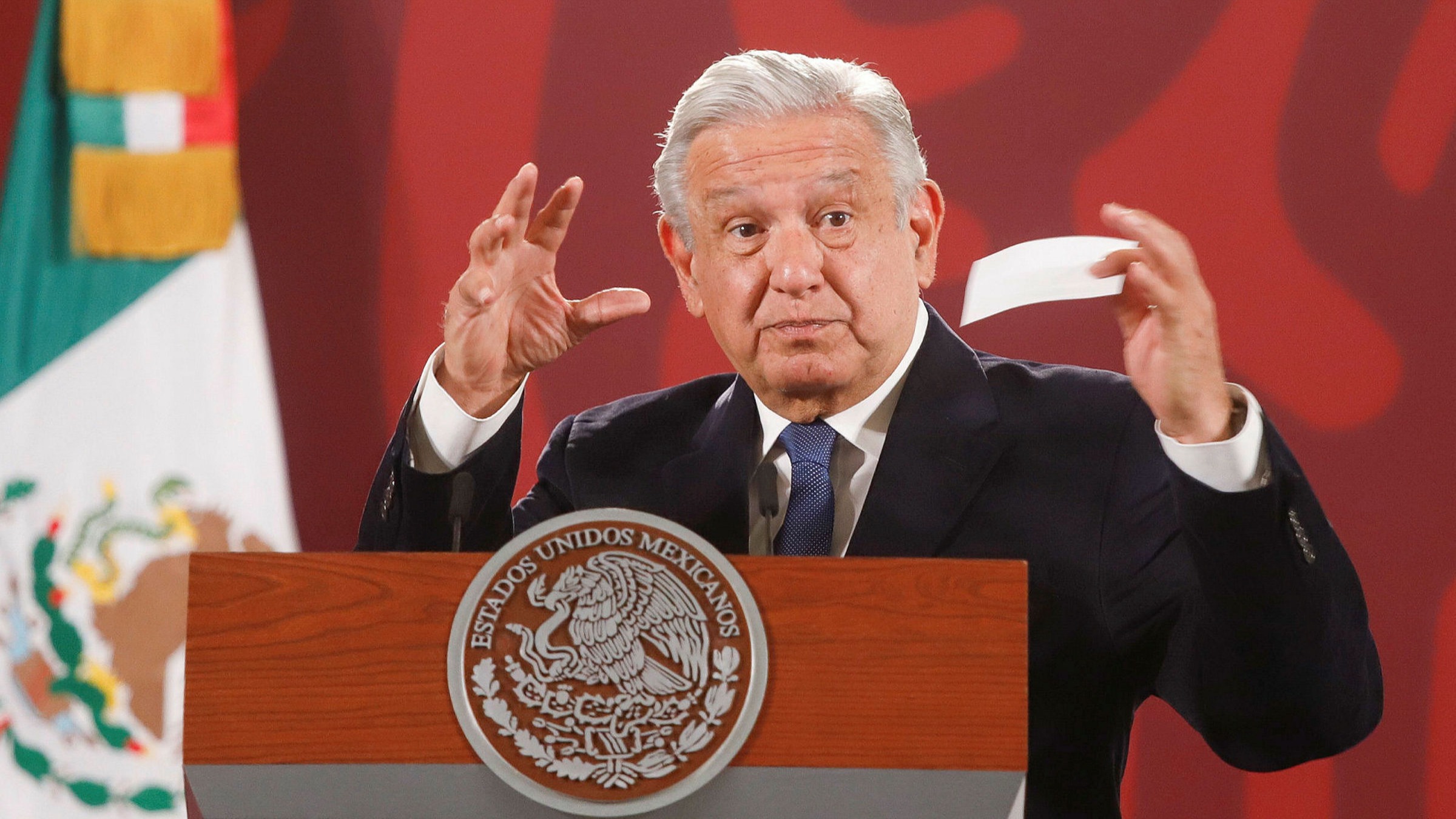 Выборы флаг фото картинки. Внешняя политика мексики. Выборы президента мексики 2006. Мексика президентские выборы. Мексиканец карикатура.