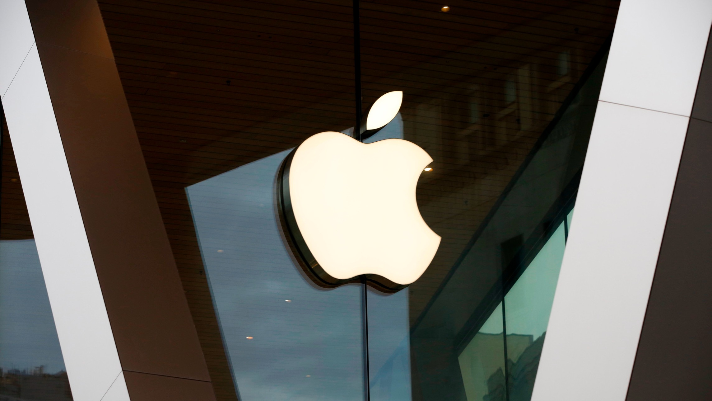 Investors Bet On Shrinking Pool Of Tech Stocks As Rally Narrows - Vimarsana News