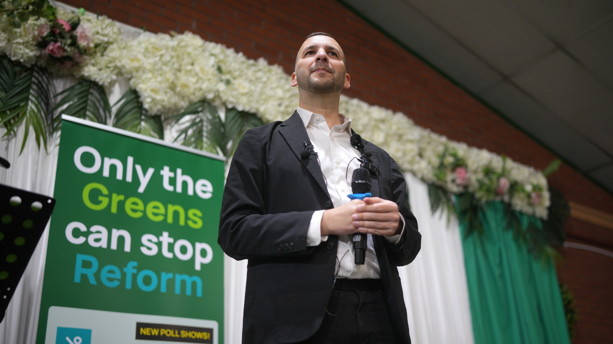 d1e00ek4ebabms.cloudfront.net image