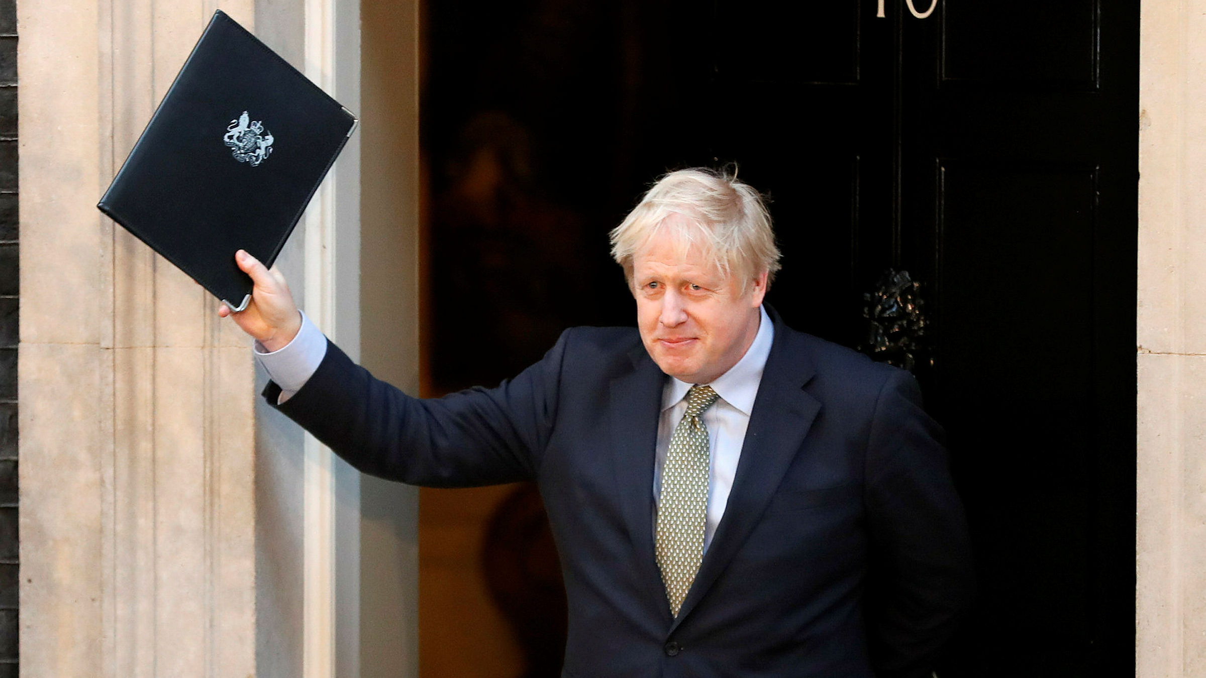 boris johnson hermes tie