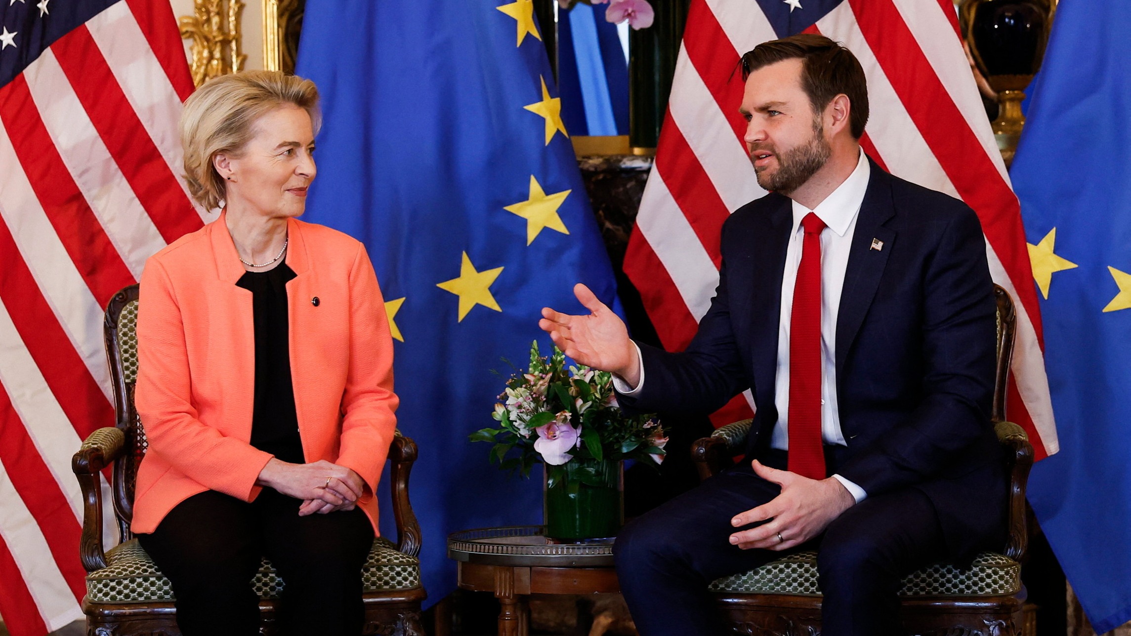 d1e00ek4ebabms.cloudfront.net image