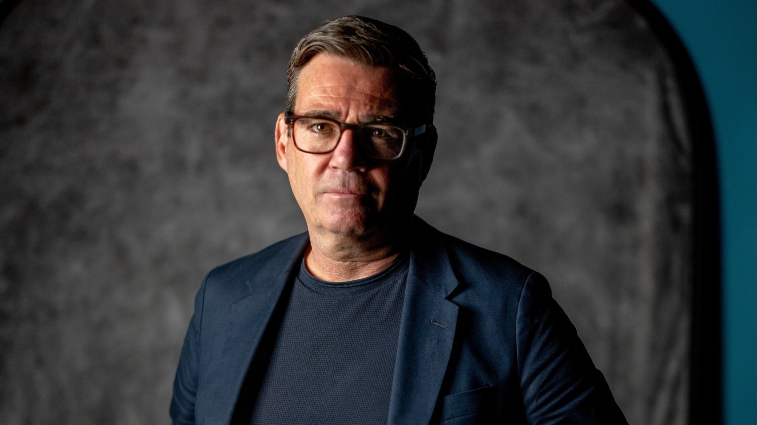 d1e00ek4ebabms.cloudfront.net image