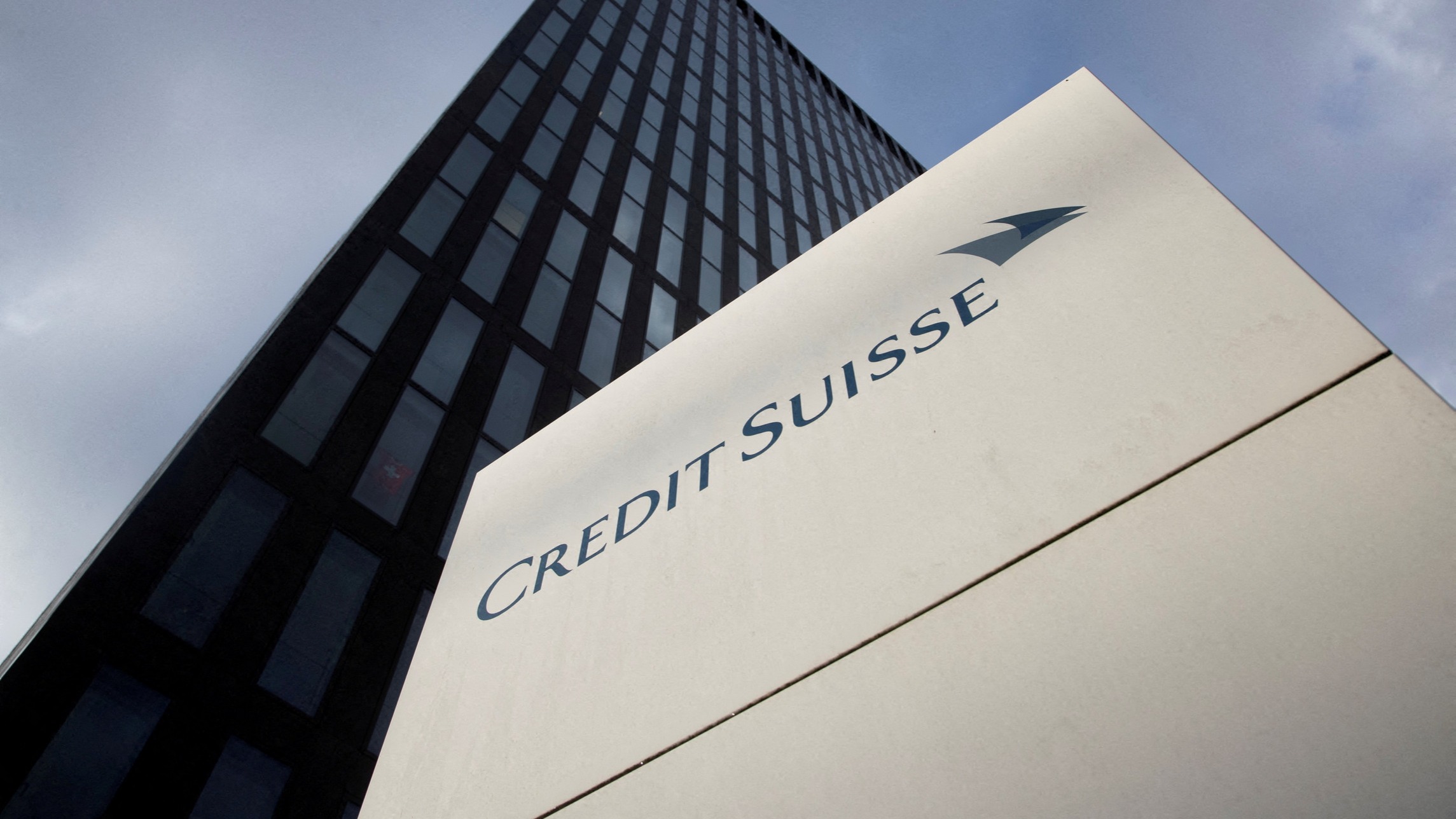 credit-suisse-forecasts-1-6bn-loss-as-wealthy-clients-withdraw-funds-financial-times
