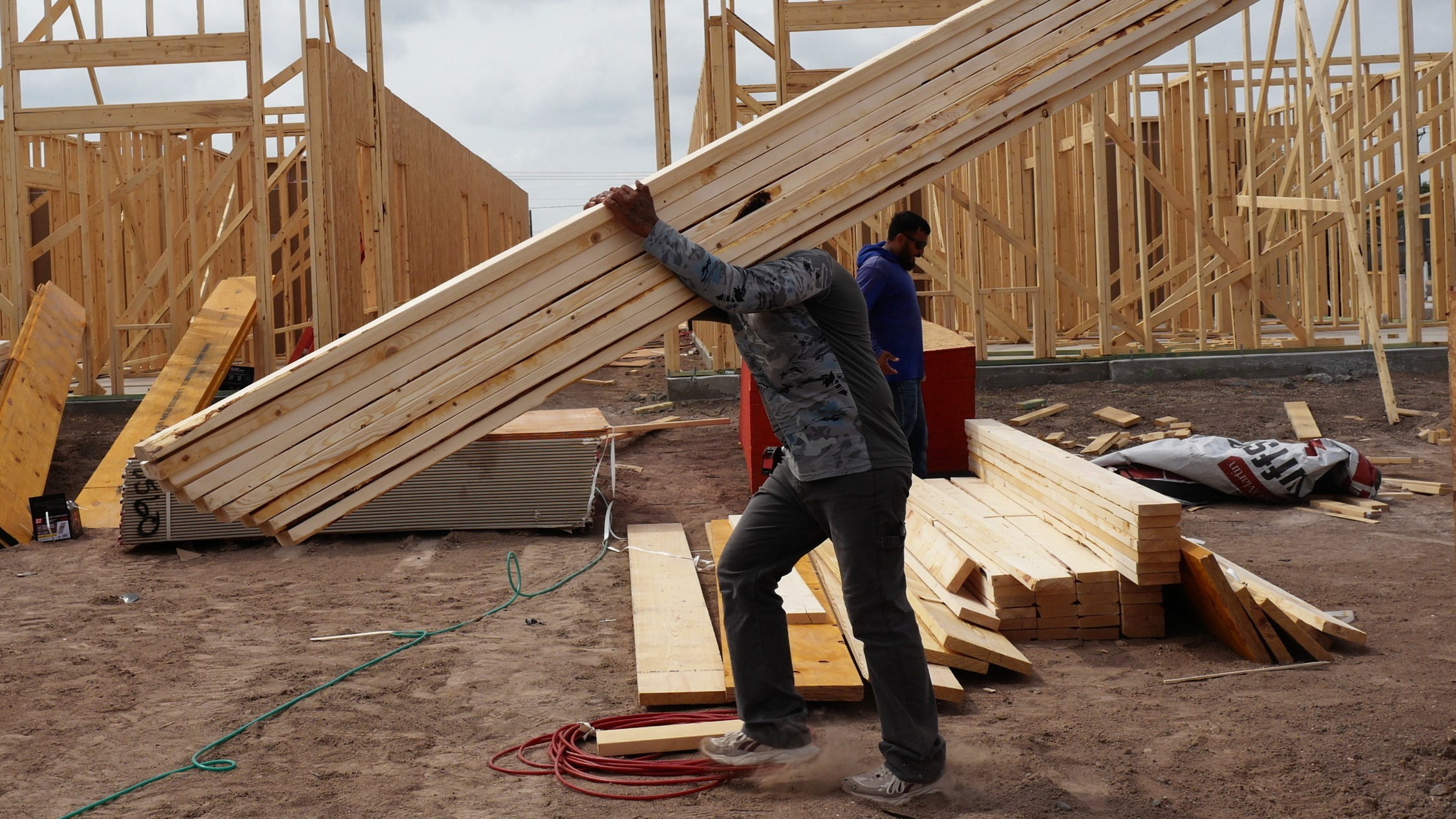 d1e00ek4ebabms.cloudfront.net image