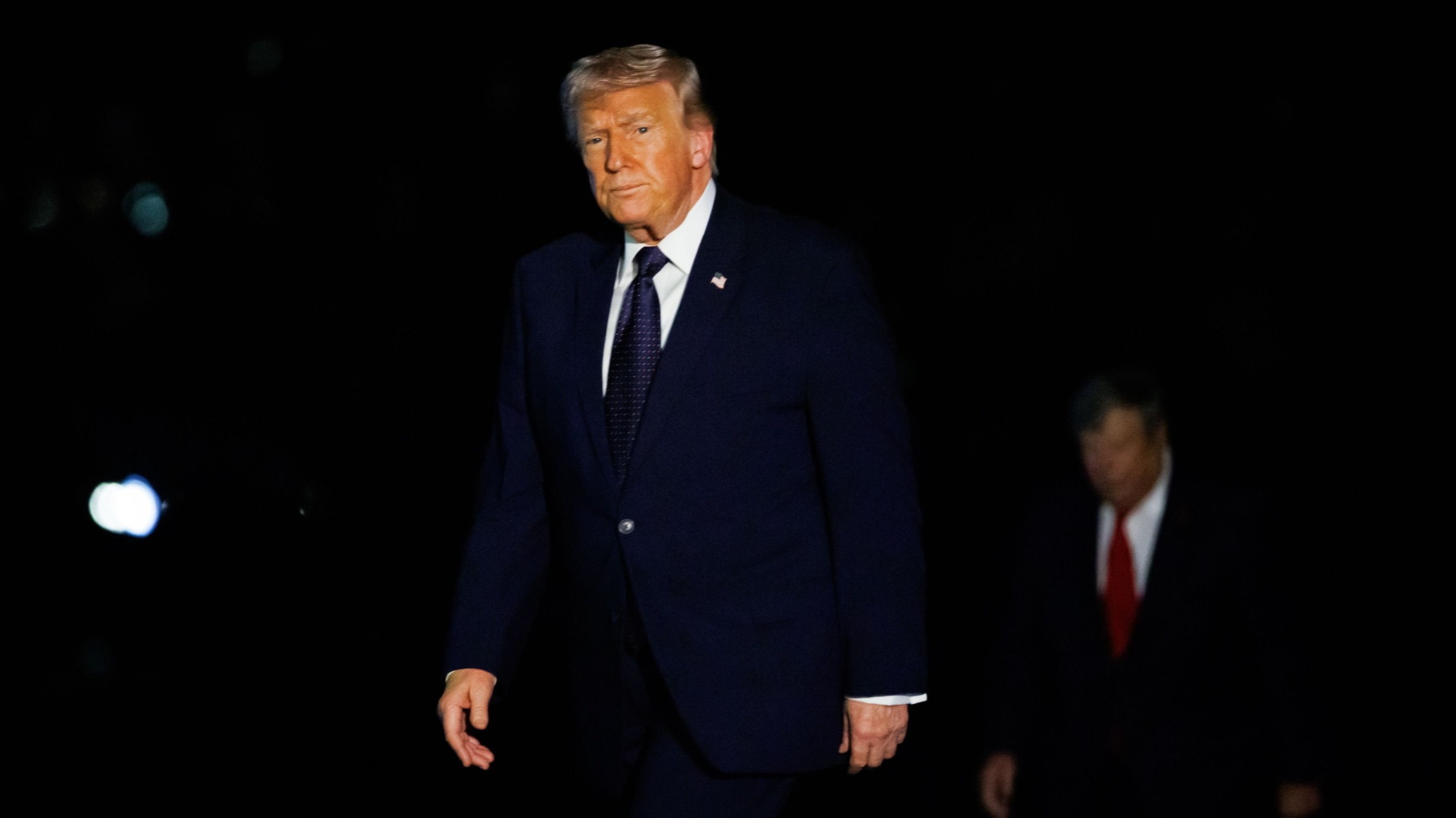 d1e00ek4ebabms.cloudfront.net image