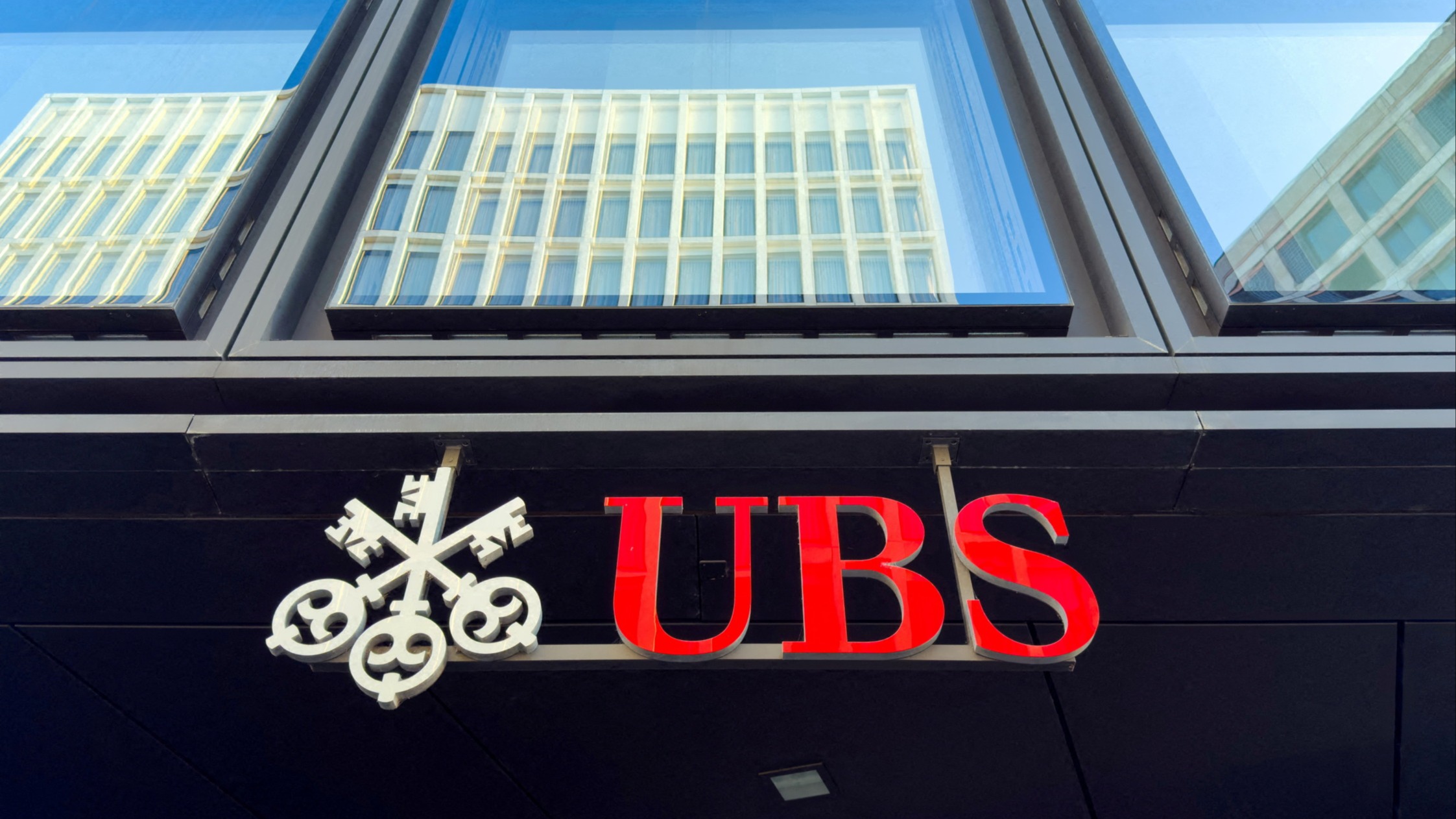 Business meeting at UBS office