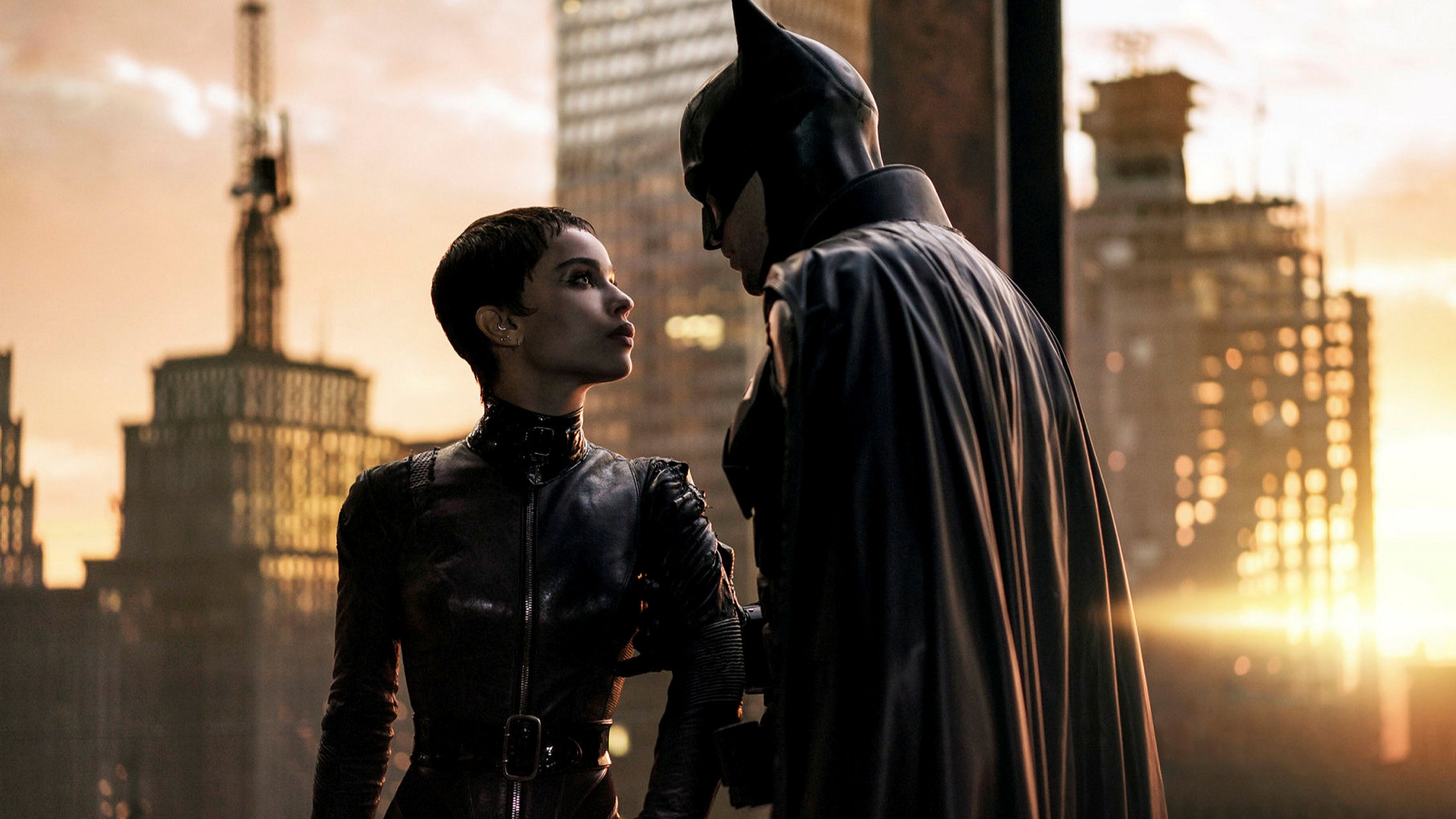 The Batman — Robert Pattinson&amp;#39;s grungy avenger is more sleuth than superhero | Financial Times
