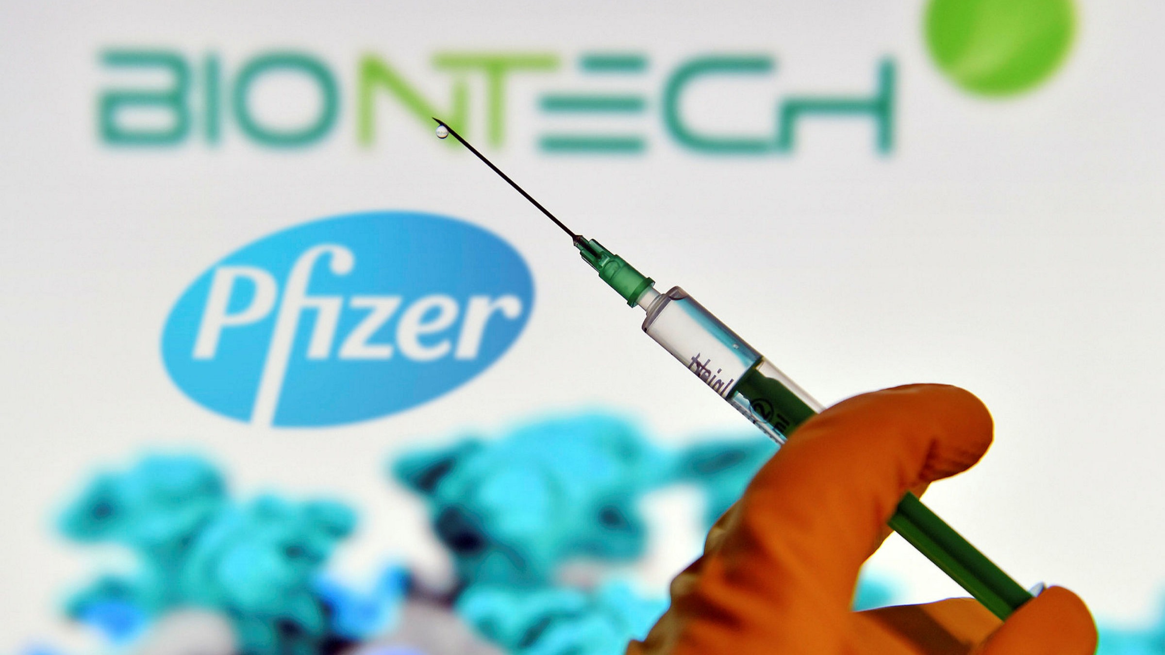 EU to buy up to 300m doses of BioNTech-Pfizer's Covid vaccine | Financial  Times
