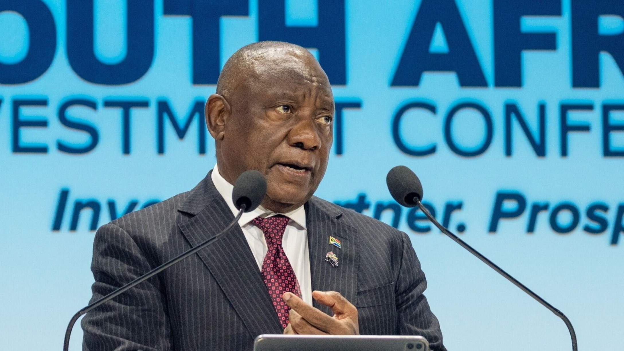 d1e00ek4ebabms.cloudfront.net image