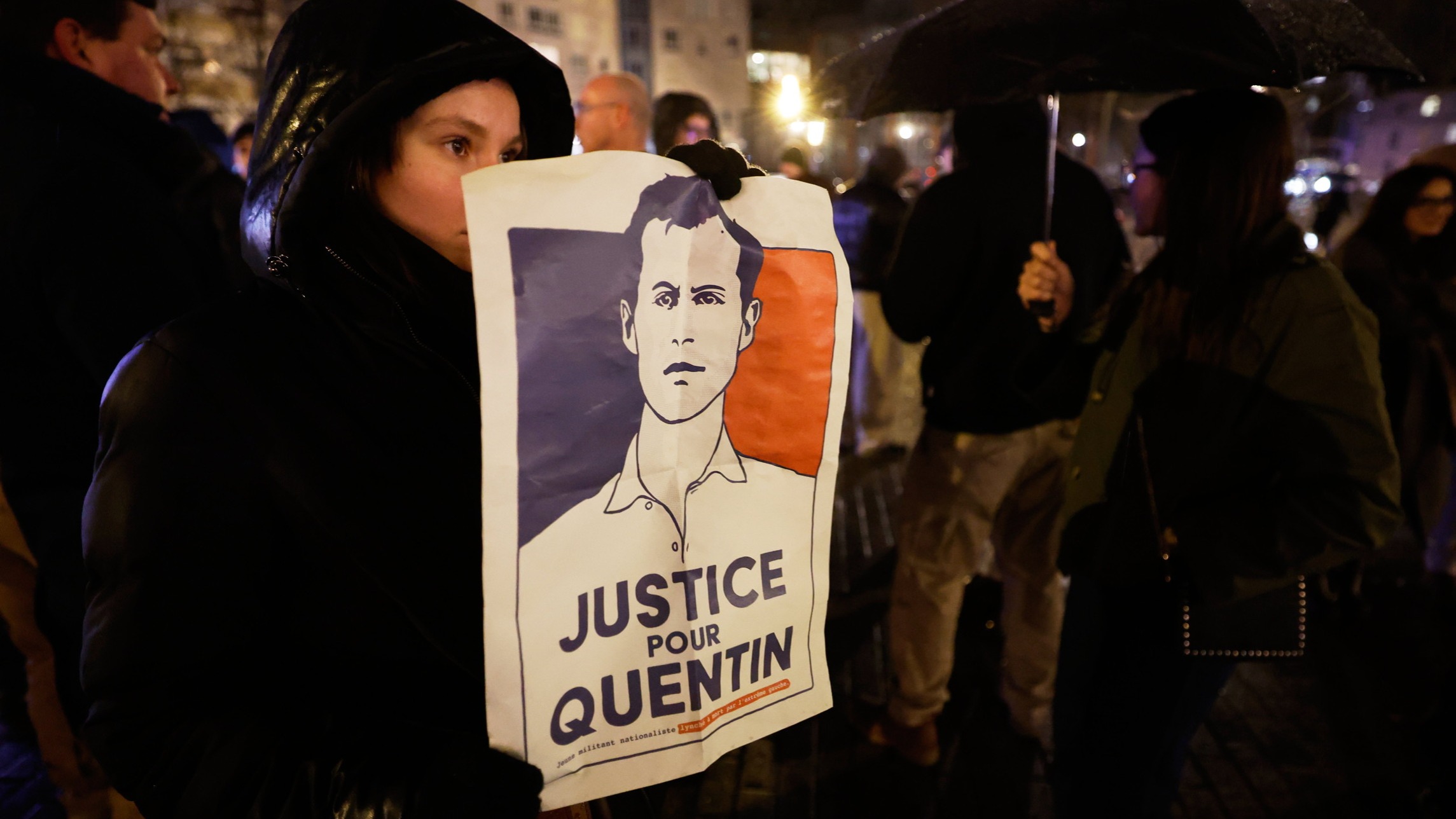 d1e00ek4ebabms.cloudfront.net image